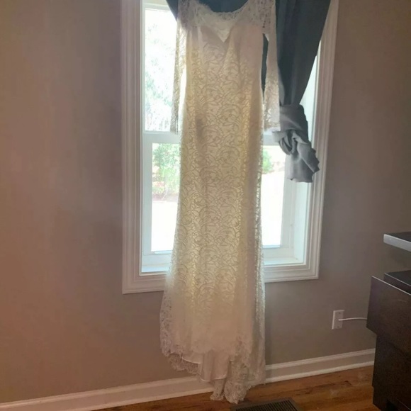 CasaBlanca Wedding Dress - Picture 6 of 8